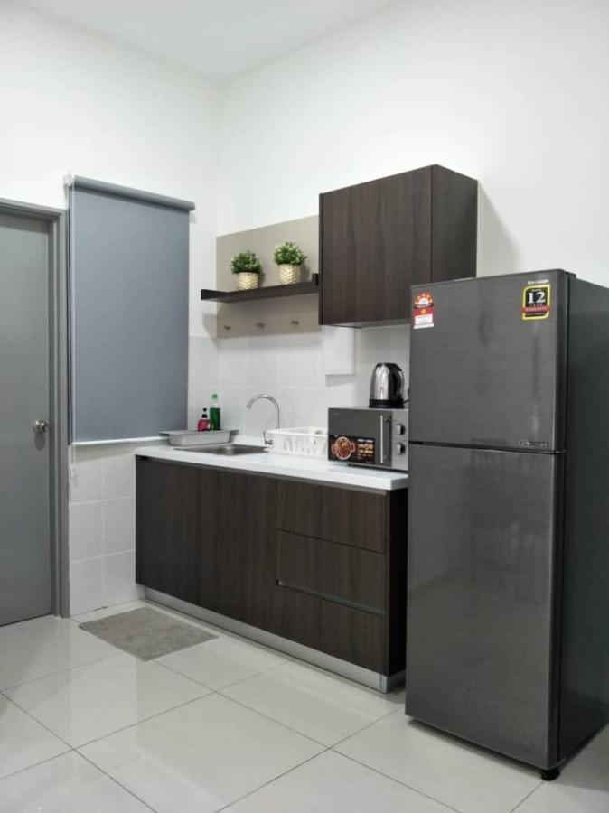 Mesahill Nilai 2 Room Condo - Fast Wifi, Amazing Pool & Tv Zewnętrze zdjęcie