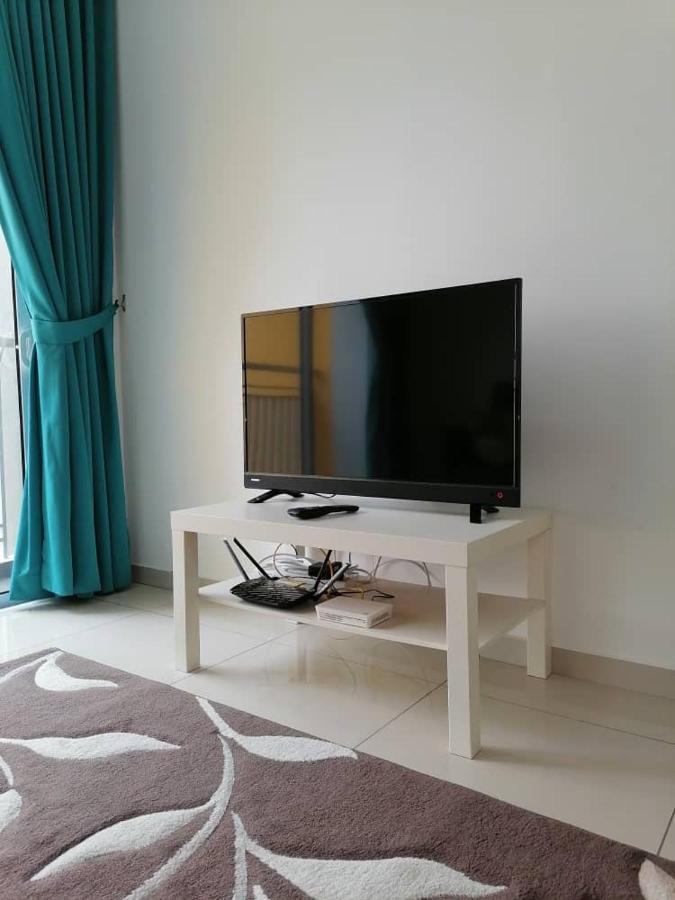 Mesahill Nilai 2 Room Condo - Fast Wifi, Amazing Pool & Tv Zewnętrze zdjęcie